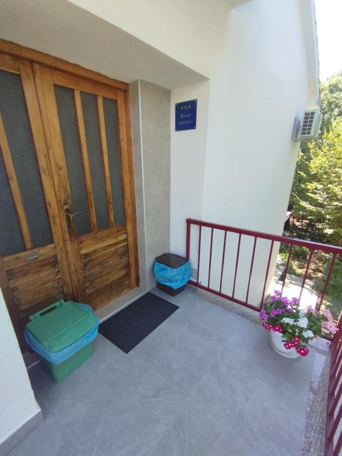 Kora Apartment Njivice